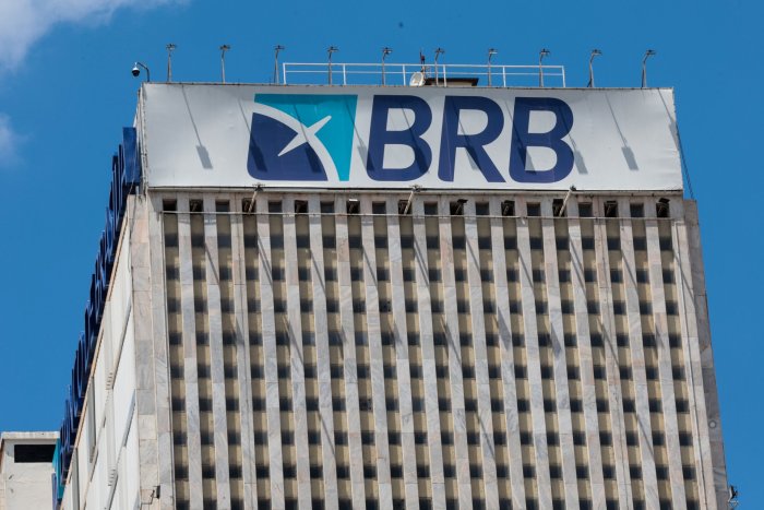 Relatório da PF aponta indícios de fraude e falsidade ideológica em operações bilionárias do Master com BRB