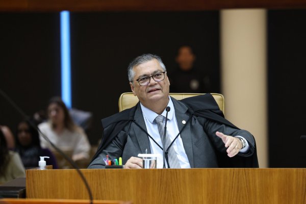 Dino indica que julgamento sobre emendas parlamentares será após eleições