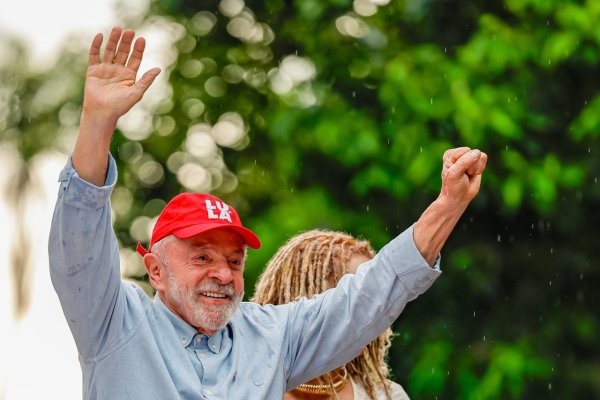 Pesquisa CNT/MDA mostra governo Lula com 49,2% de desaprovação