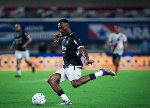 Zagueiro do Remo, Duplexe Tchamba é convocado para a seleção de Camarões