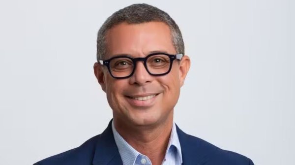 Fábio Mitidieri é reeleito governador de Sergipe no primeiro turno