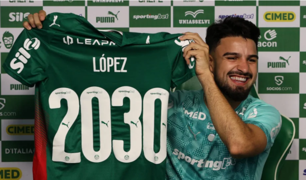 Flaco López renova com o Palmeiras até 2030