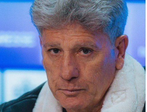 Renato Portaluppi estabelece prazo para jogadores do Grêmio entrarem em forma