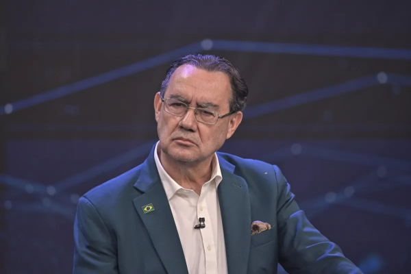 Augusto Cury diz avaliar levar preocupações sobre democracia à Corte Interamericana