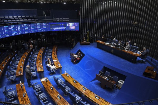 Senado aprova aumento do teto do MEI e perdão de dívidas com a União