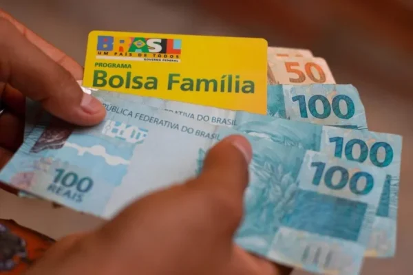 Ministério Público pede ao TCU suspensão do reajuste do Bolsa Família