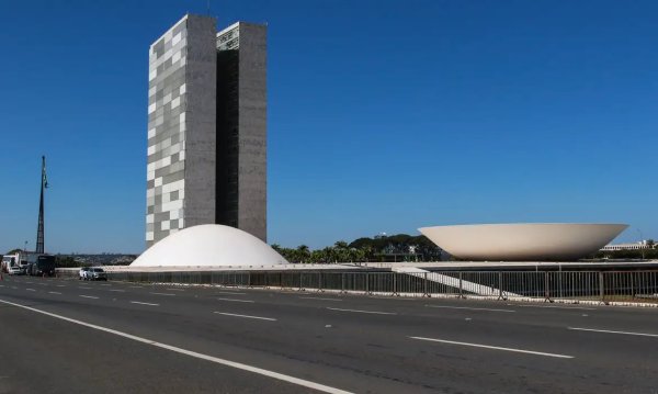 Congresso promulga PEC que acaba com a escala 6x1 nesta sexta-feira