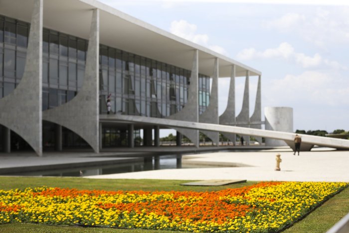 Planalto terá grades e segurança reforçada durante sessão do STF nesta terça-feira
