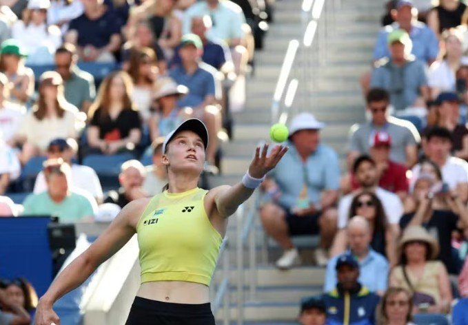 Rybakina elimina Osaka no US Open e fica a uma vitória do topo do ranking WTA