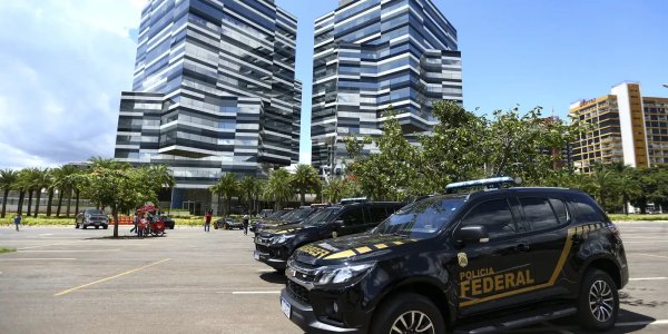 PF prende 24 suspeitos e desarticula estrutura do PCC em Mato Grosso do Sul