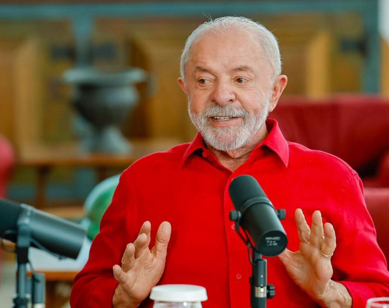 Lula diz que Flávio Bolsonaro “não vai escapar” de investigações sobre Banco Master