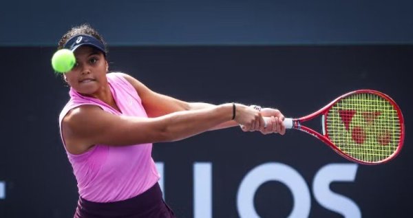 Naná Silva dá salto de 119 posições e entra no top-10 entre tenistas sub-18