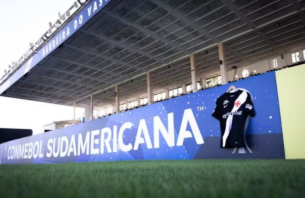 Vasco recebe o Santa Fe em decisão por vaga na semifinal da Sul-Americana