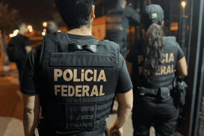 PF apreende R$ 57 mil e conduz 28 pessoas por suspeita de crimes eleitorais