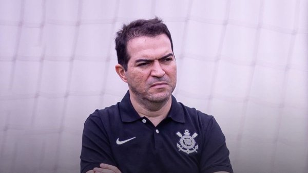Marcelo Paz deixa diretoria de futebol do Corinthians