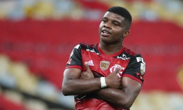 Vila Nova acerta com campeão da Libertadores pelo Flamengo