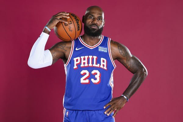 LeBron usa helicóptero para treinar nos Sixers, e custo da temporada pode chegar a R$ 4 milhões
