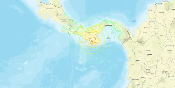 Terremoto de magnitude 7,6 atinge o Panamá; alerta de tsunami é emitido para países vizinhos