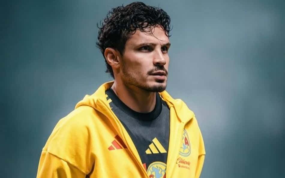 Raphael Veiga sofre trauma no ombro e passará por cirurgia no Brasil