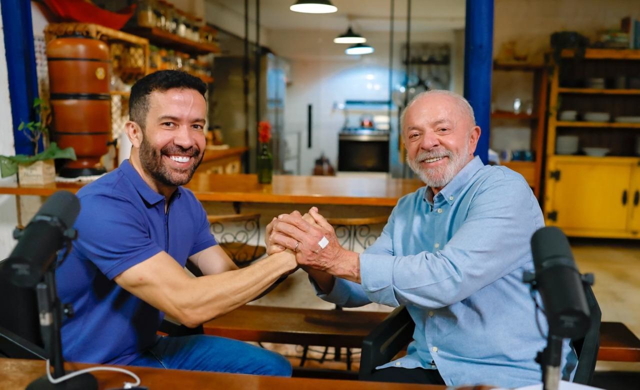 Lula planeja pronunciamento à nação e live com André Janones na próxima semana