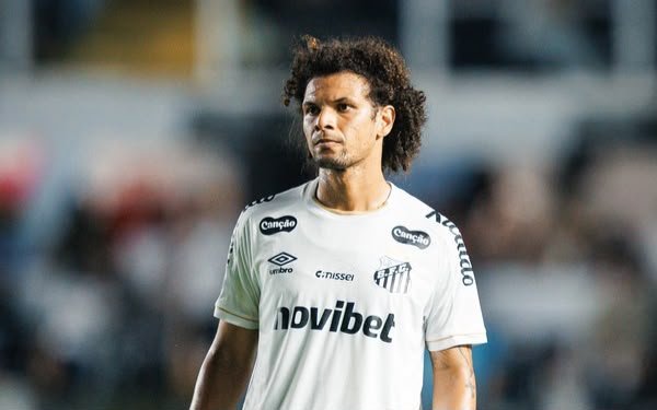Willian Arão tem lesão confirmada e deve voltar ao Santos apenas na reta final do Brasileirão