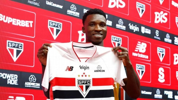 Aurélio Buta passará por cirurgia e deve desfalcar São Paulo pelo restante da temporada