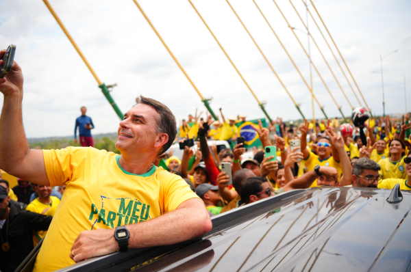 Real Time Big Data: Flávio tem 52% dos votos válidos e Lula, 48%