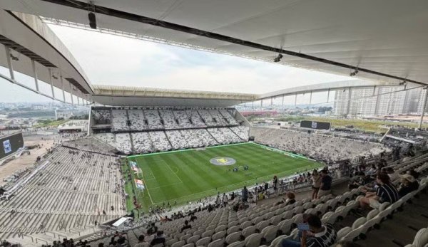 Corinthians recebe sinal positivo da Caixa e avança por quitação da Arena