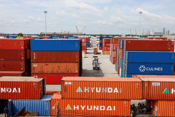 Brasil fecha setembro com superávit de US$ 7,7 bilhões na balança comercial