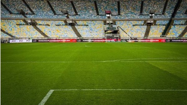 Palmeiras provoca Flamengo por gramado do Maracanã: “O tempo é o senhor da razão”