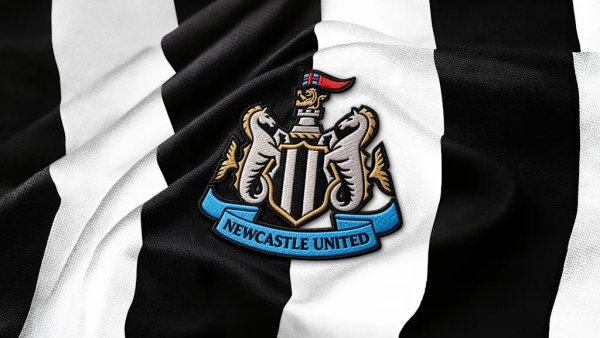 Newcastle apresenta novo escudo que será usado a partir de 2027