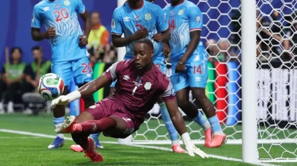 Fifa teria permitido que goleiro irregular disputasse a Copa pela RD Congo
