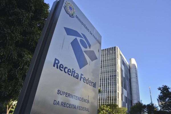 Receita Federal conclui envio de notificações a 498 mil contribuintes na malha fina