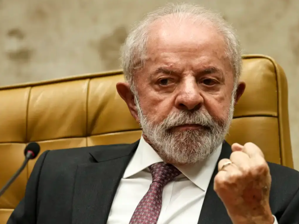 Governo Lula não espera revisão rápida do tarifaço dos EUA