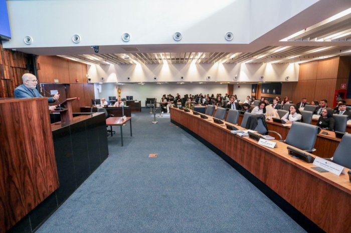 CCJ da Alerj aprova projeto que classifica CV e PCC como organizações terroristas no RJ