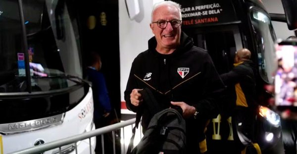 Dorival Júnior deseja seguir no São Paulo em 2027, mas aguarda definição das eleições