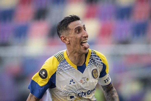 Di María comanda virada do Rosario Central sobre o Estudiantes e conquista a Supercopa Internacional