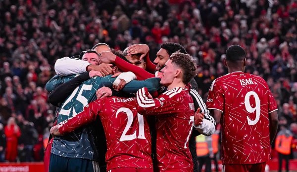 Liverpool elimina o Chelsea nos pênaltis e avança às quartas da Copa da Liga Inglesa