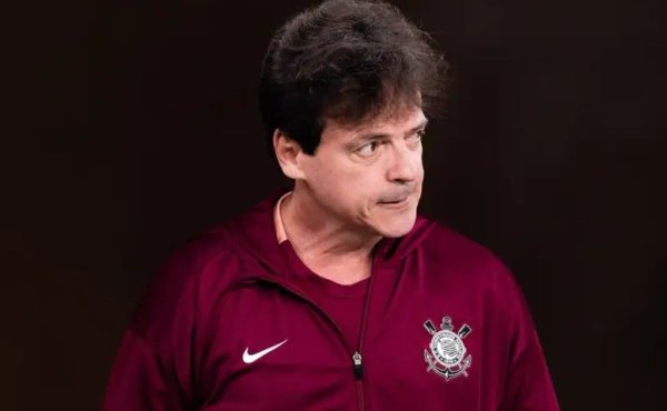Corinthians vê risco de rebaixamento disparar após sexta derrota seguida no Brasileirão