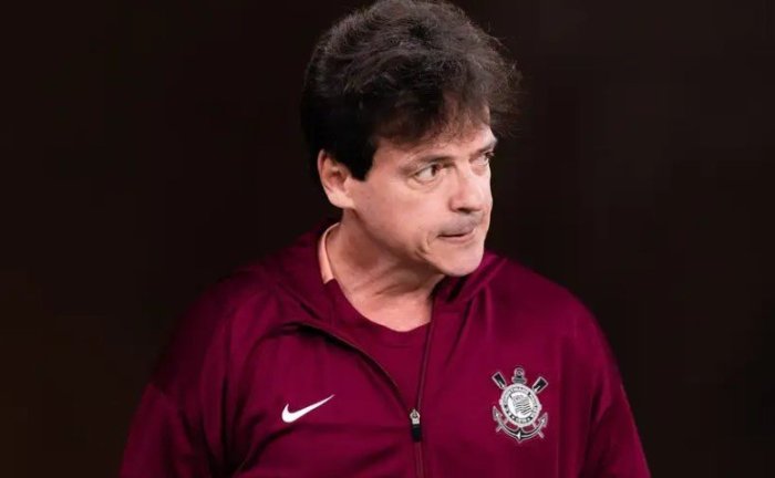 Corinthians vê risco de rebaixamento disparar após sexta derrota seguida no Brasileirão