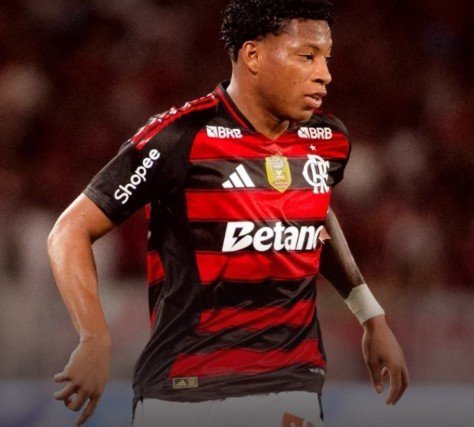Dínamo Moscou aponta tendinopatia no joelho de Gonzalo Plata durante negociação com Flamengo