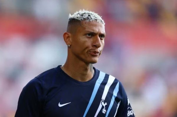 Richarlison recusa contrato longo com o Vasco e complica negociação