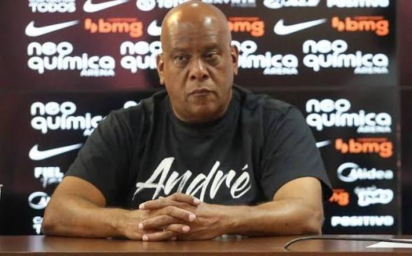 Advogado ligado a André Negão vai à Justiça e questiona regras da eleição do Corinthians