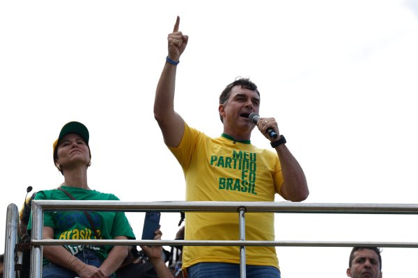Flávio cancela participação em debate da Globo e cita “interferência do Judiciário”