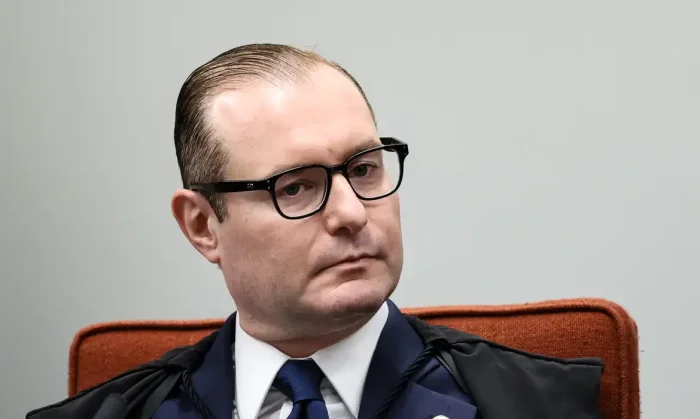 Zanin pede manifestação do TSE sobre pedido do PSD de 2º turno no RJ