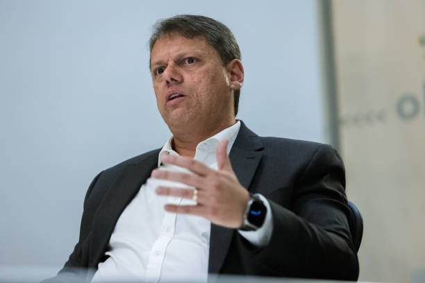 Tarcísio critica divisão no STF e fala em “crise sem precedentes