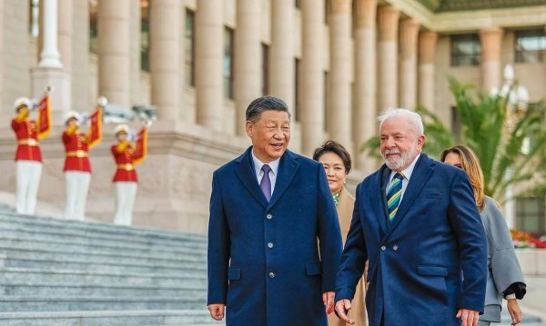 Xi Jinping parabeniza Lula pela reeleição e defende ampliação da parceria entre China e Brasil