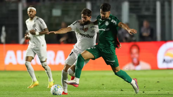 Palmeiras empata com Santos na Vila Belmiro e retorna à semifinal da Copa do Brasil