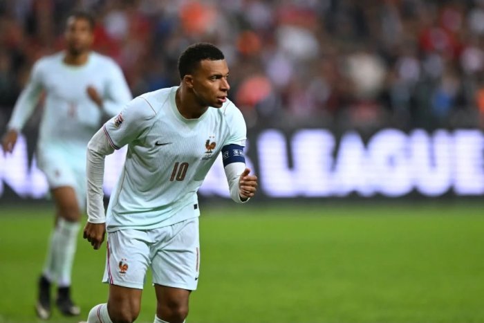França vence Turquia na estreia de Zidane na Nations League
