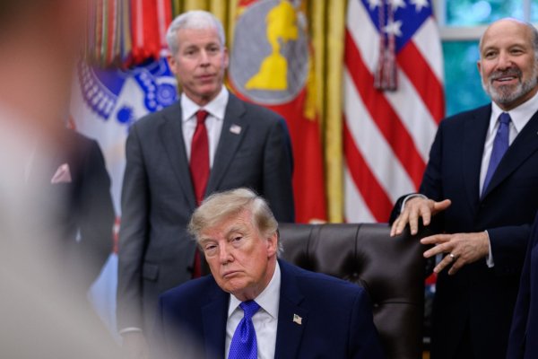 Trump classifica desempenho de Flávio no 1º turno como “grande vitória”